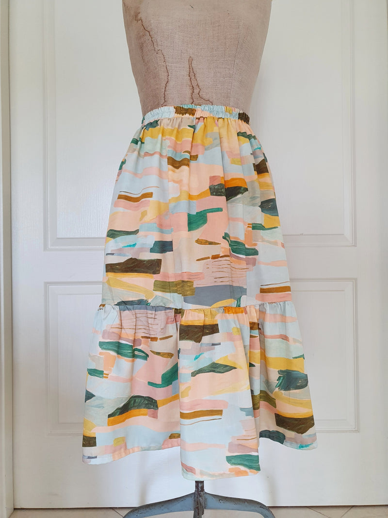 SAMPLE: Blushing Landscape Elastic skirt