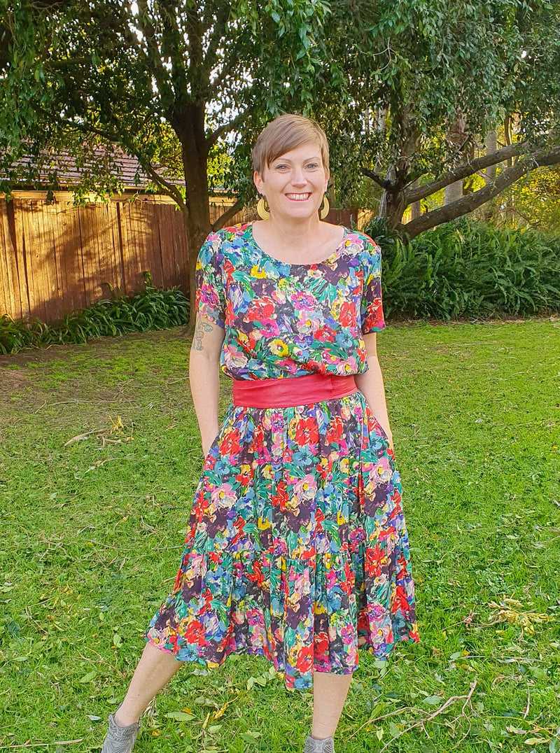 Painterly Floral Daisy top