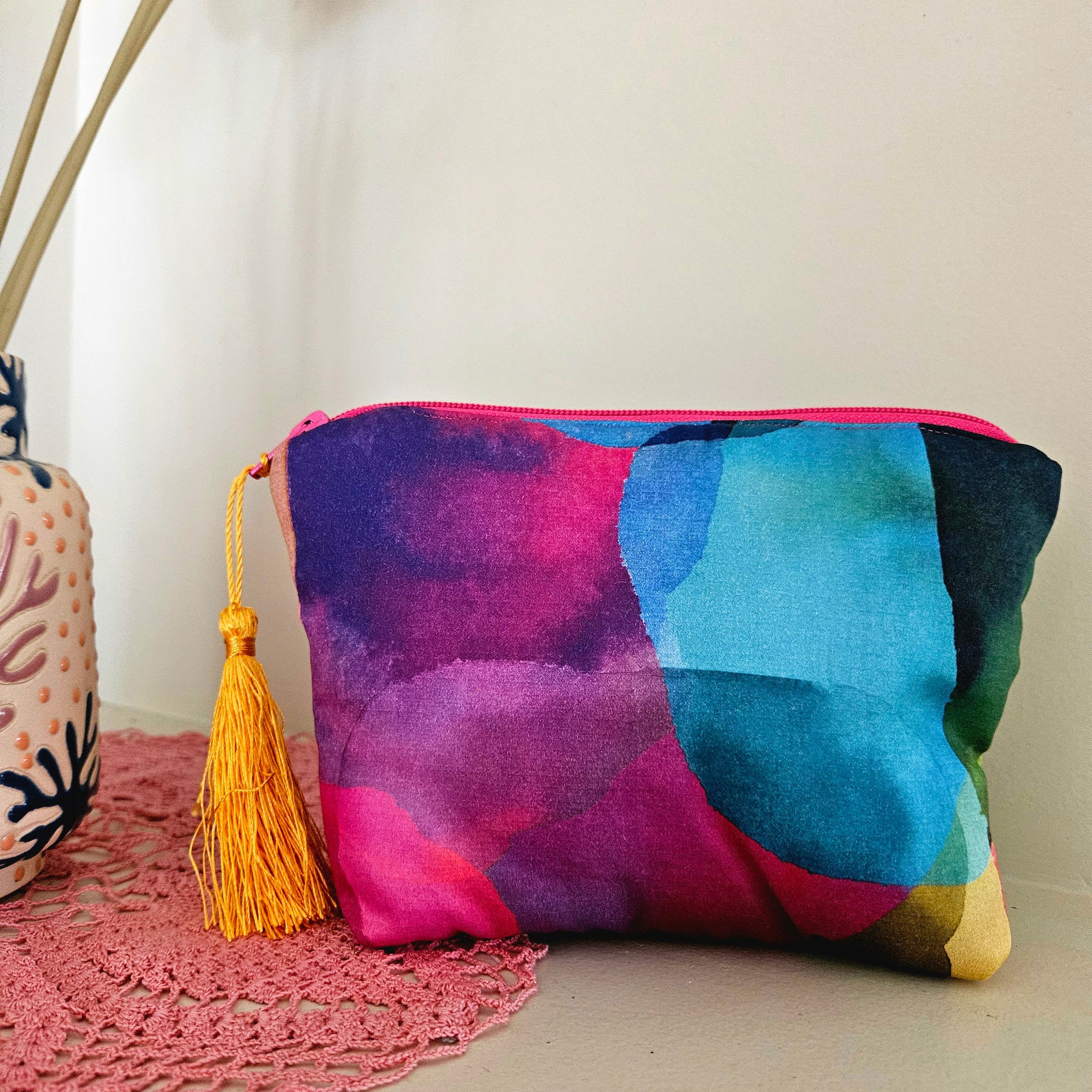 Vibrant make-up zip pouch