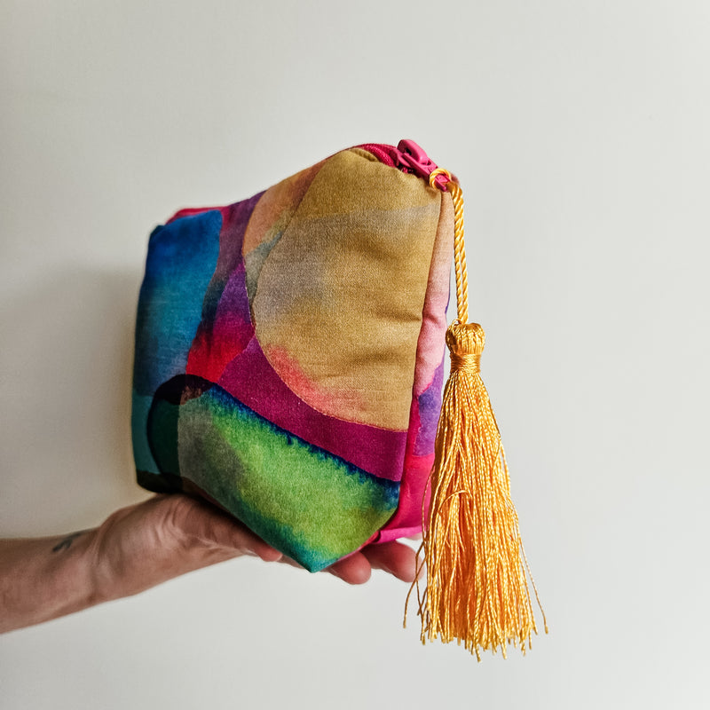 Vibrant make-up zip pouch