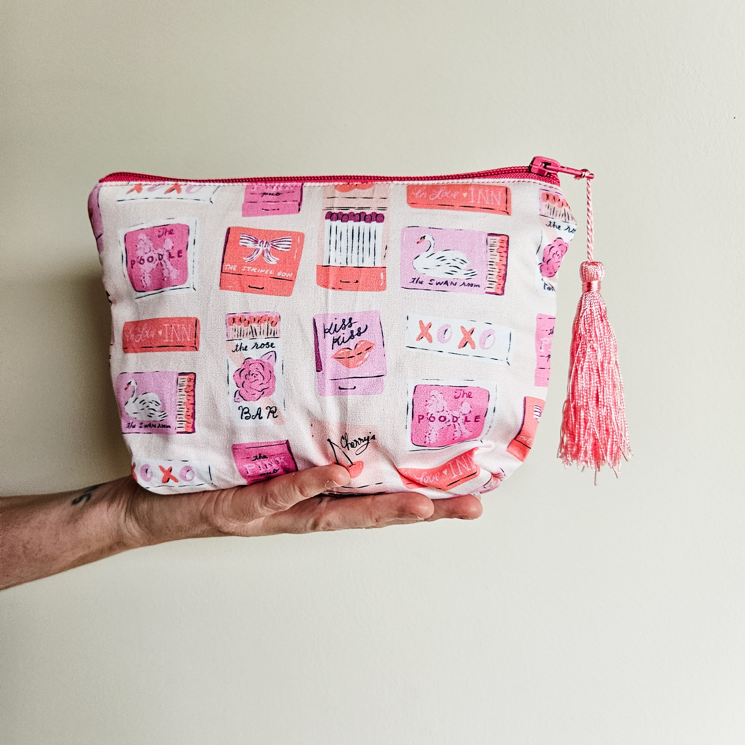 Matchboxes make-up zip pouch