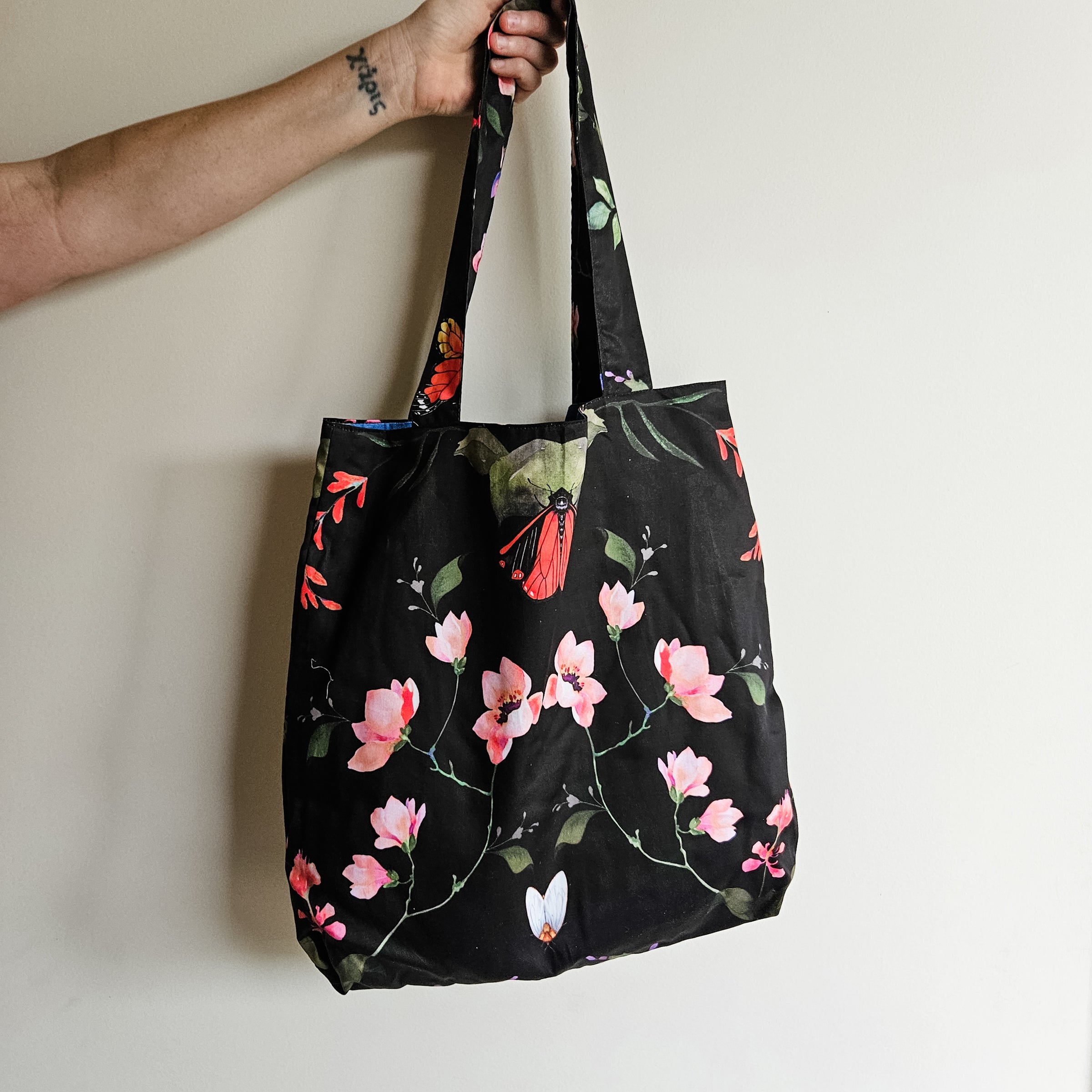 Secret Garden print tote bag