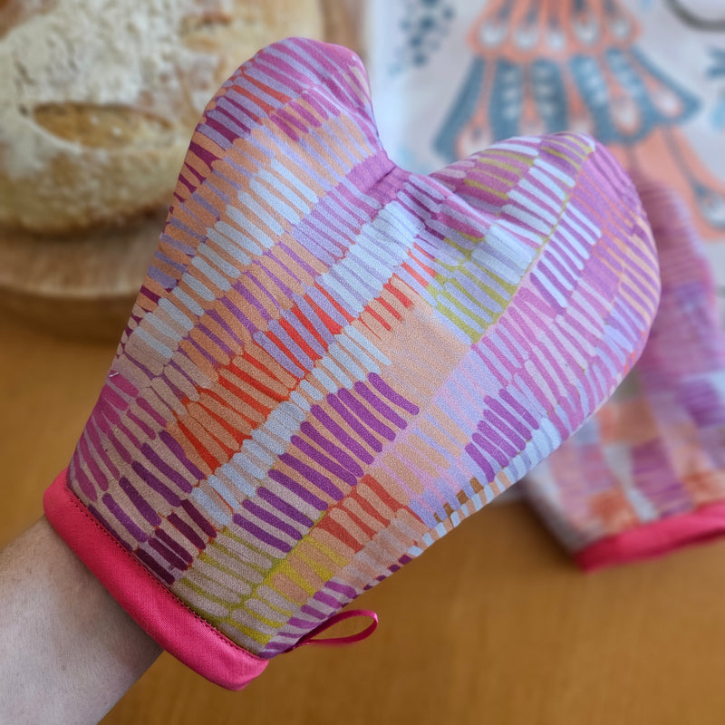 Pink Flamingo oven mitts- set