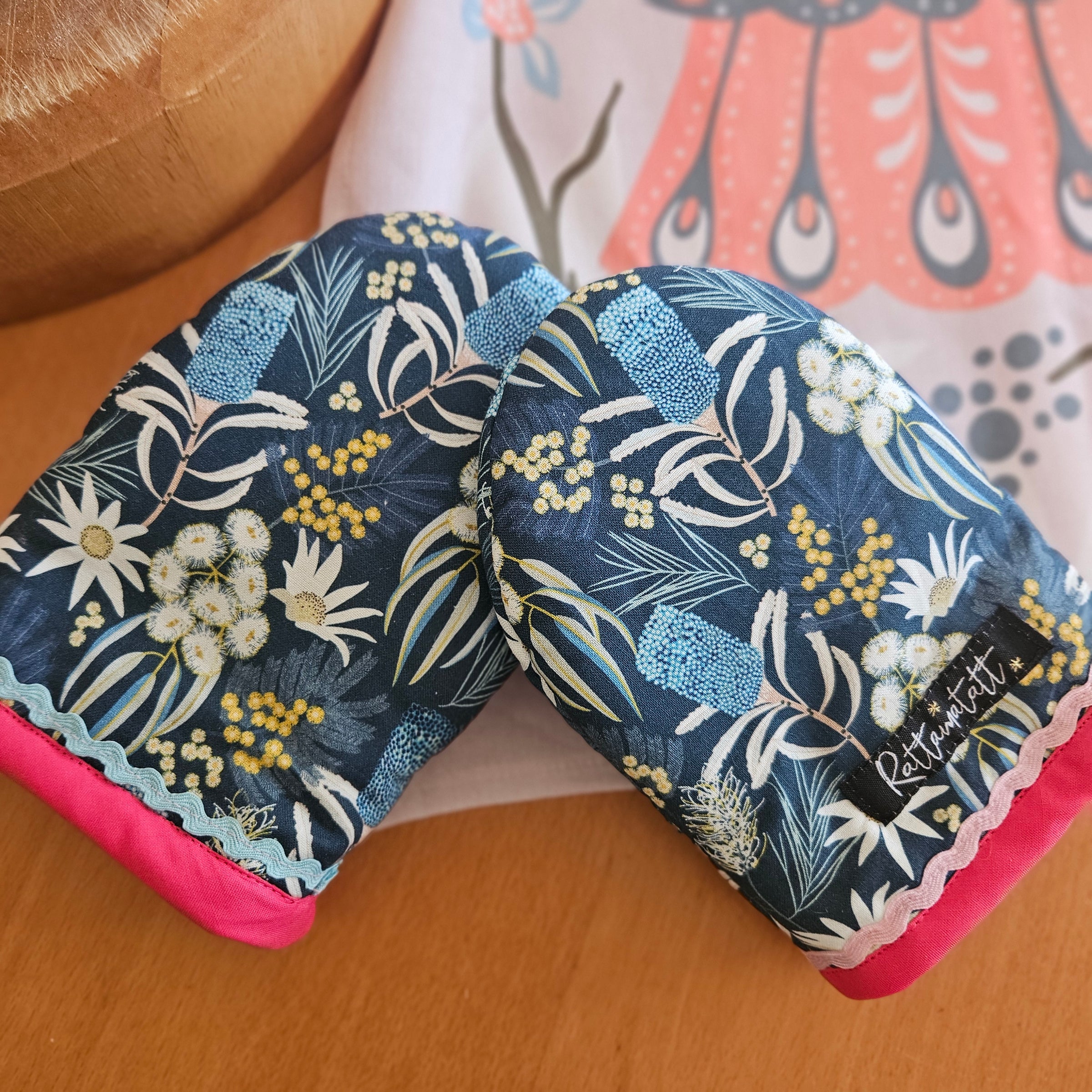 Flannel flower pot holders/oven mitt- set