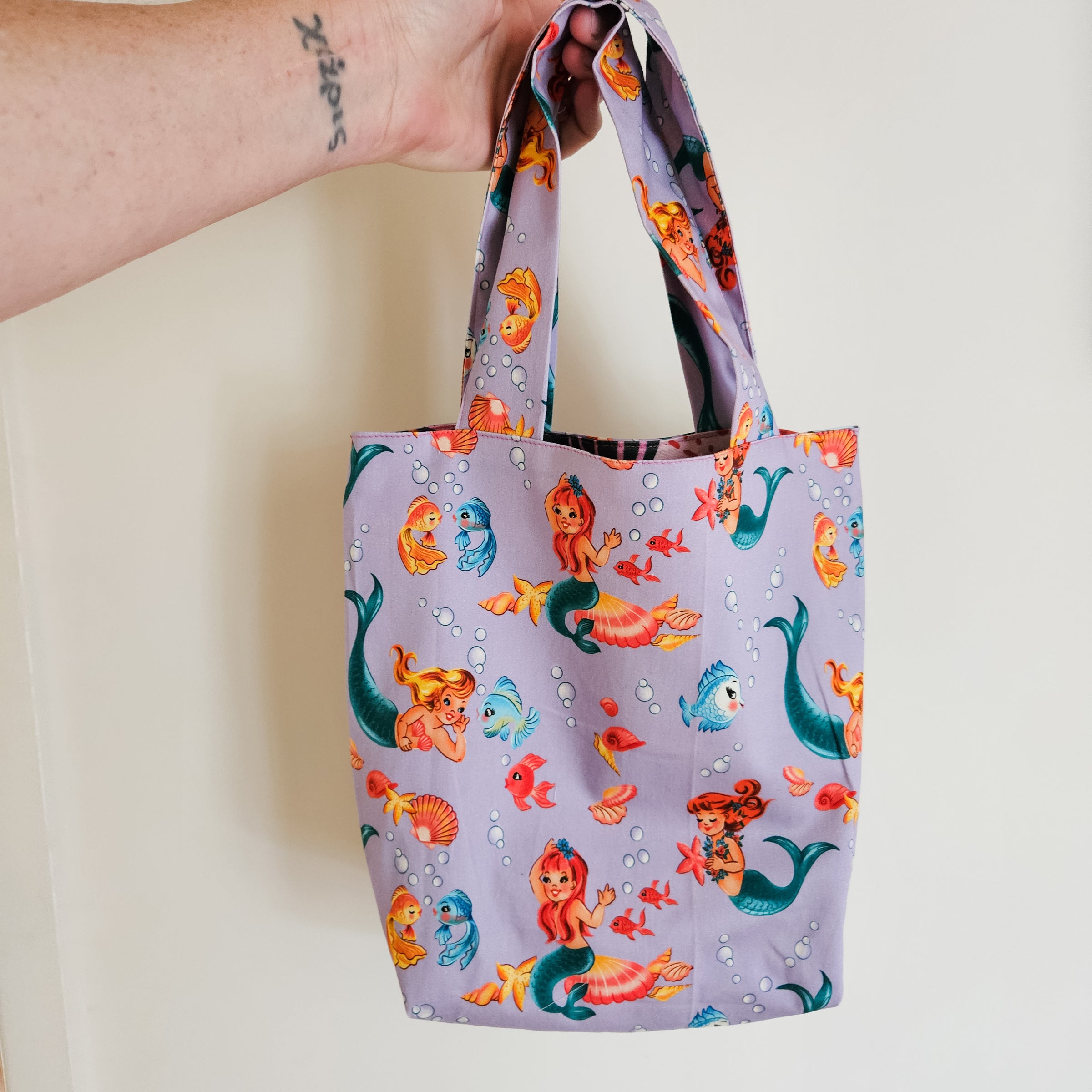 Mermaids print tote bag- small