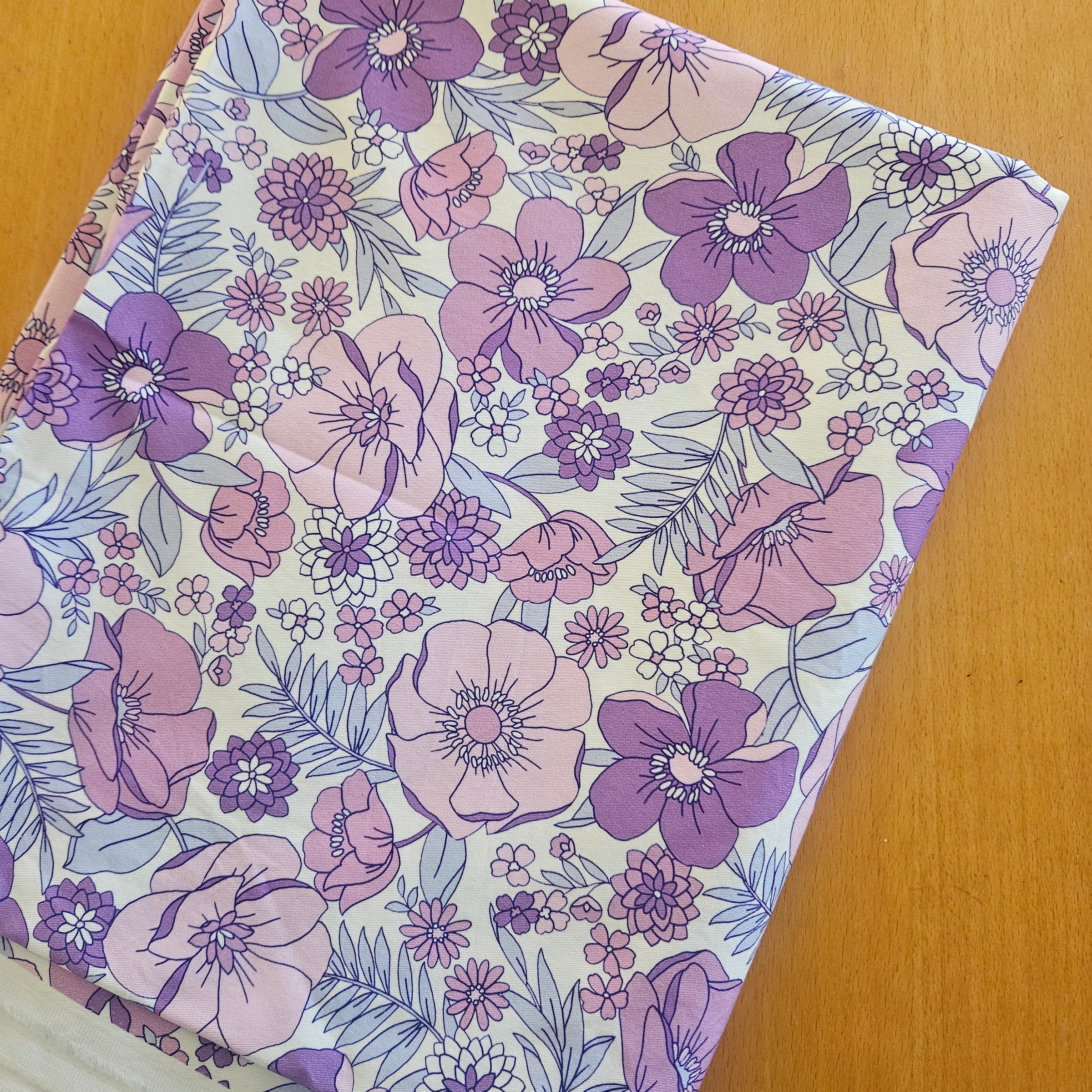 Purple/lilac vintage style floral dress