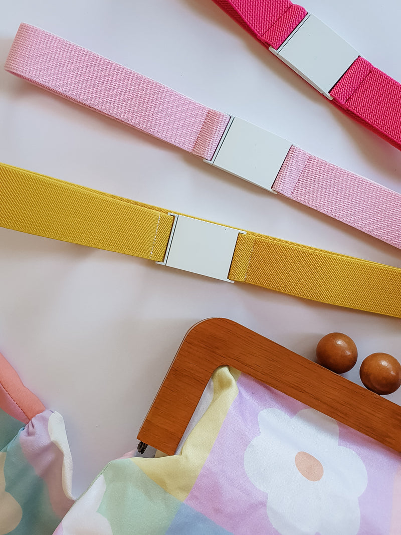 Pop of colour elastic belt